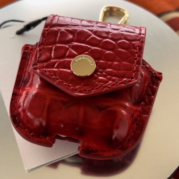 NWT Brahmin Wireless Headphone Case Brea in Red Carnation Melbourne #2 - Picture 1 of 10